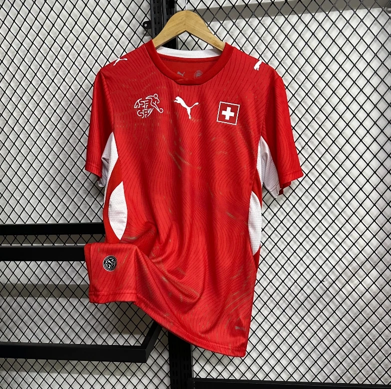Camisa de Suiza Mundial 2026 Local